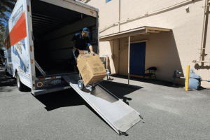 moving company near me